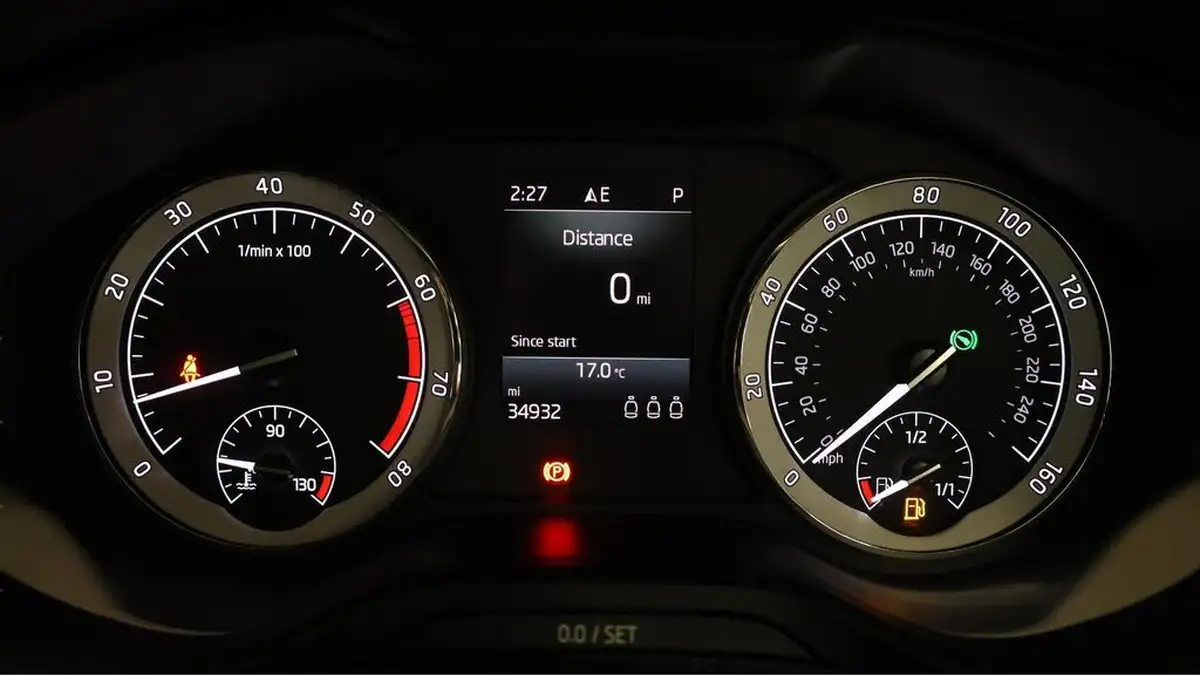 2019-skoda-karoq-15-tsi-se-l-dsg-big-10