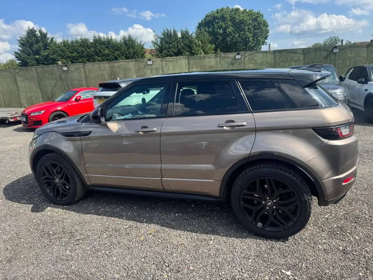 2017-land-rover-range-rover-evoque-20td4-hse-dynamic-lux-ss-hatchback-5d-auto-big-4