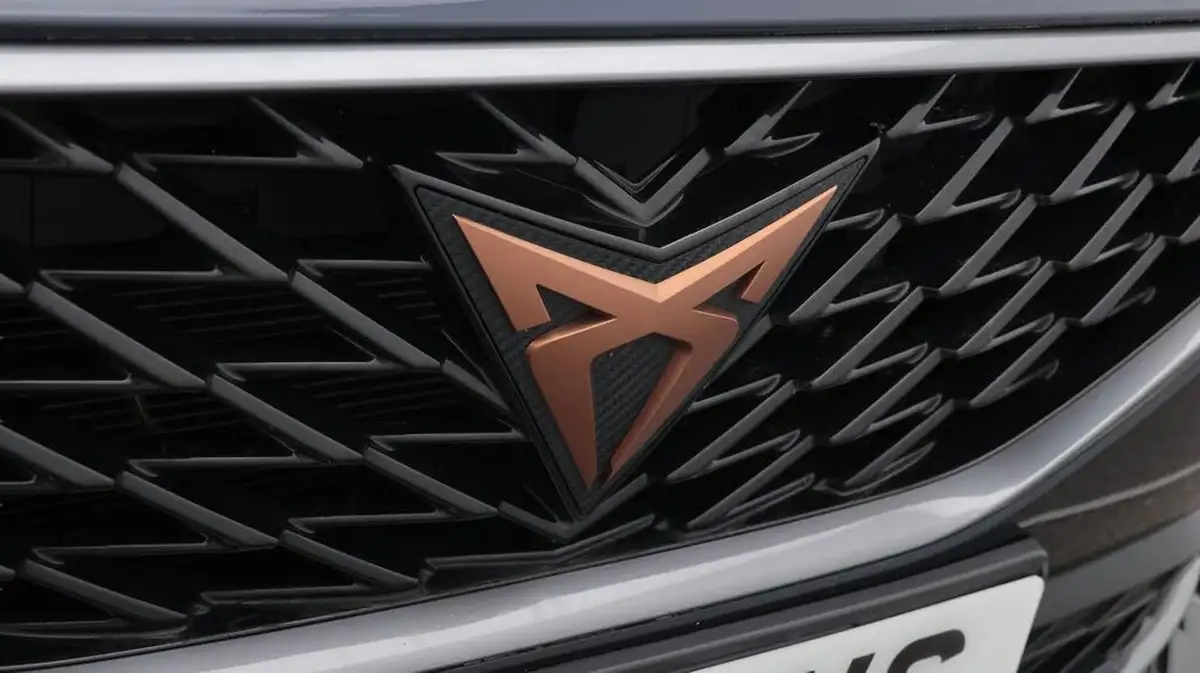 2022-cupra-formentor-20-tsi-vz2-310ps-4drive-big-23