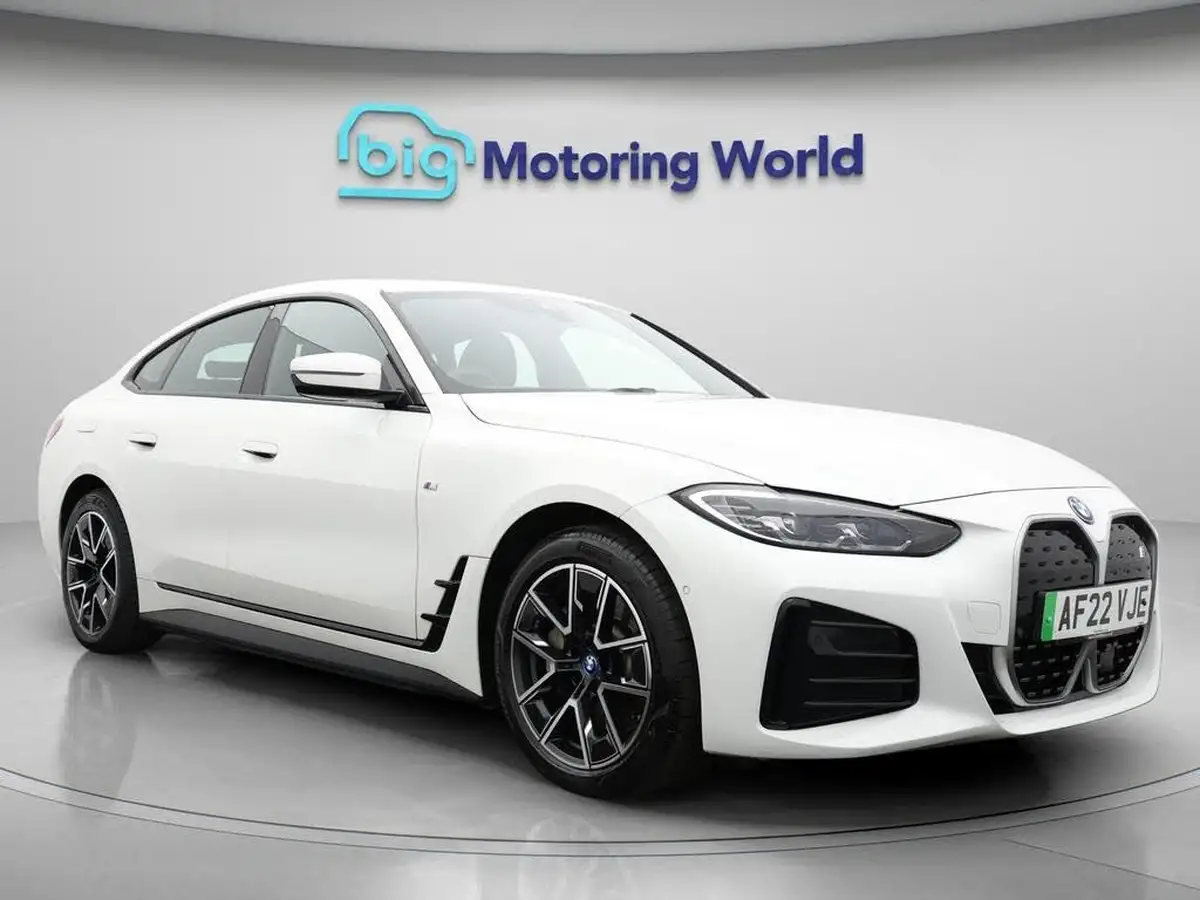 2022-bmw-i4-e-edrive40-m-sport-big-0