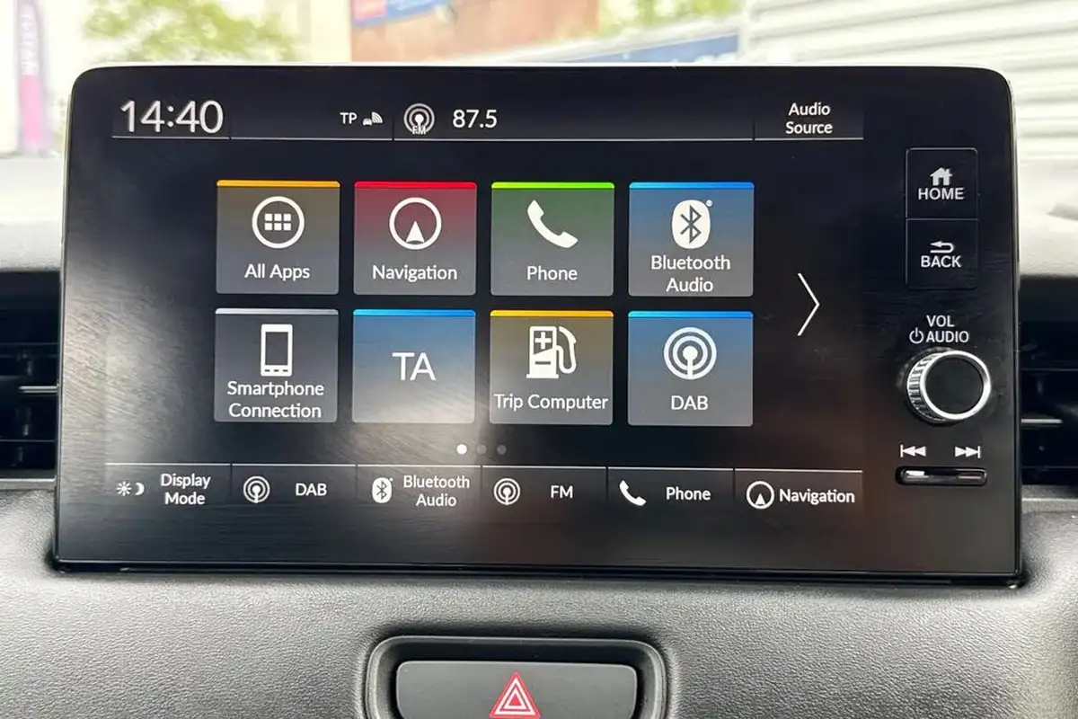 2024-honda-hr-v-15-i-mmd-elegance-big-12