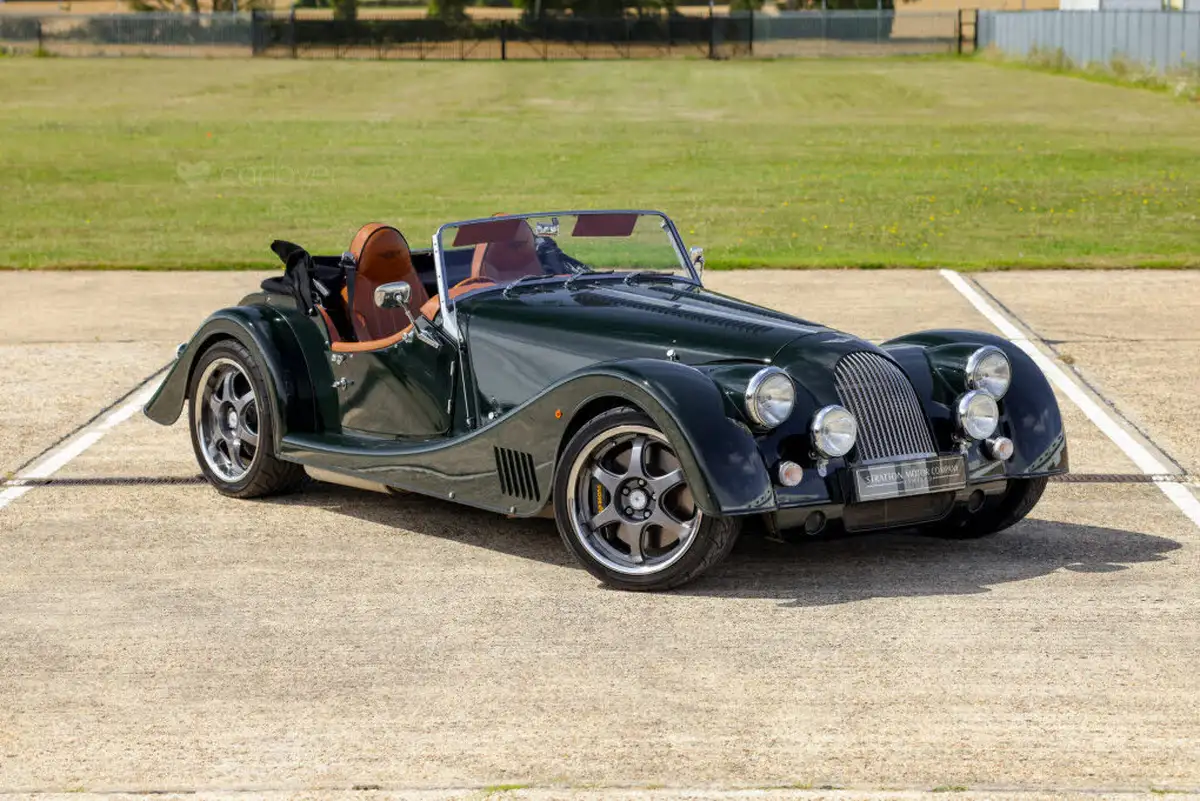 2017-morgan-plus-8-48-big-0