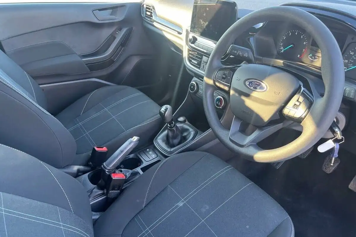 2021-ford-fiesta-10t-trend-100ps-5d-big-8