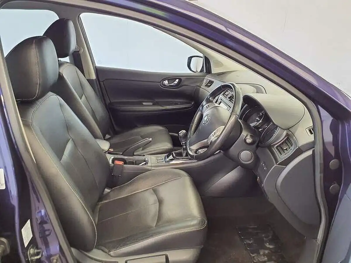 2014-nissan-pulsar-12-tekna-big-8