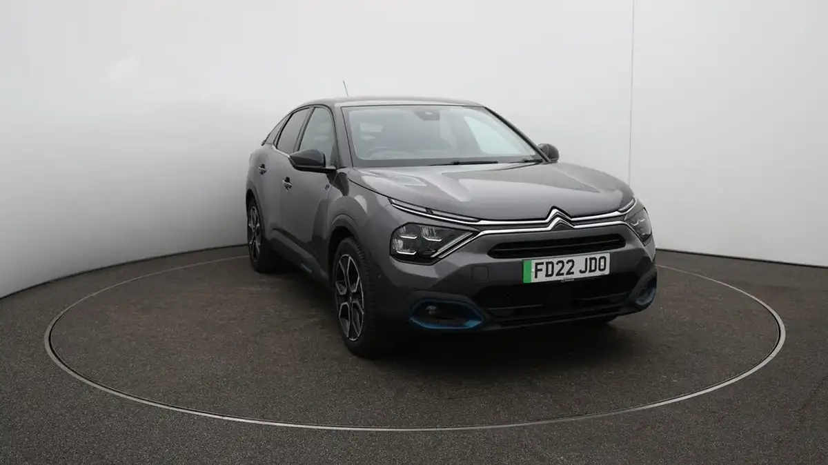 2022-citroen-c4-e-shine-plus-big-43