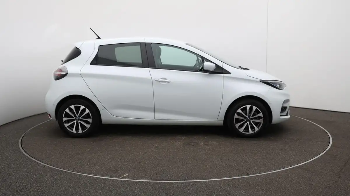 2021-renault-zoe-e-i-gt-line-rapid-charge-big-49