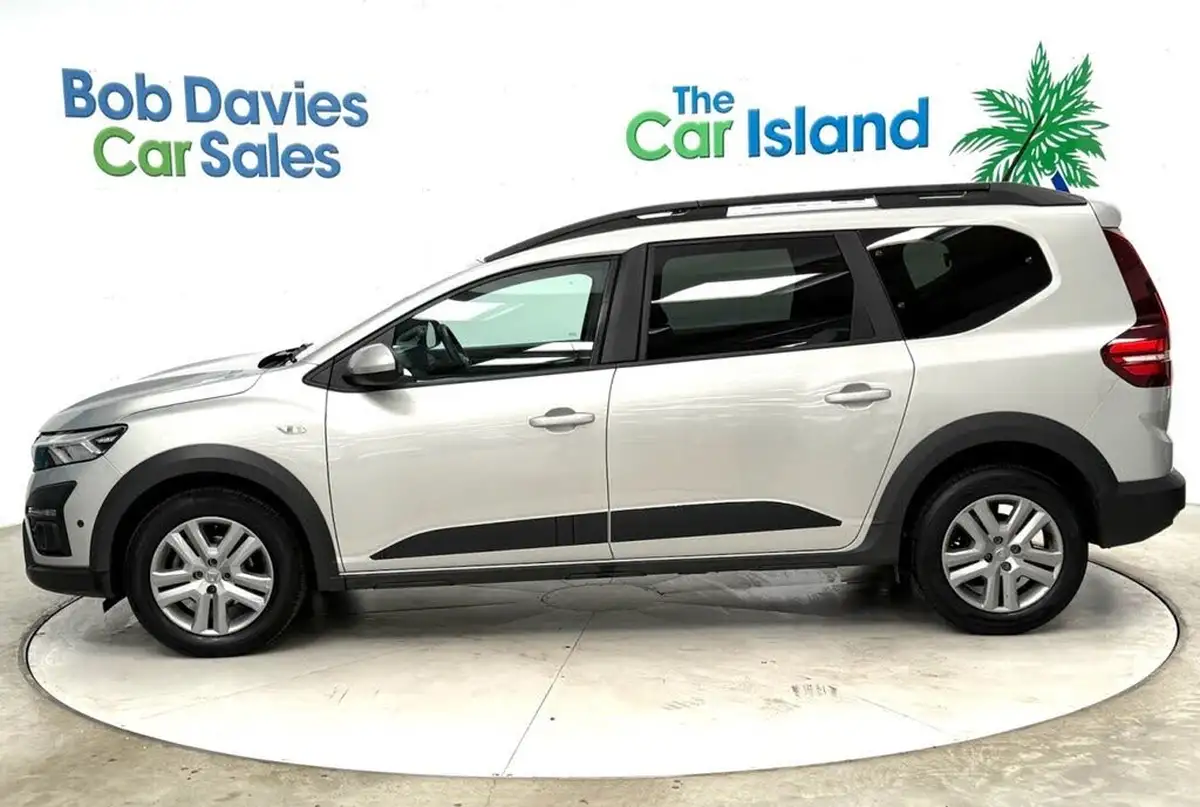 2022-dacia-jogger-10-tce-comfort-big-4
