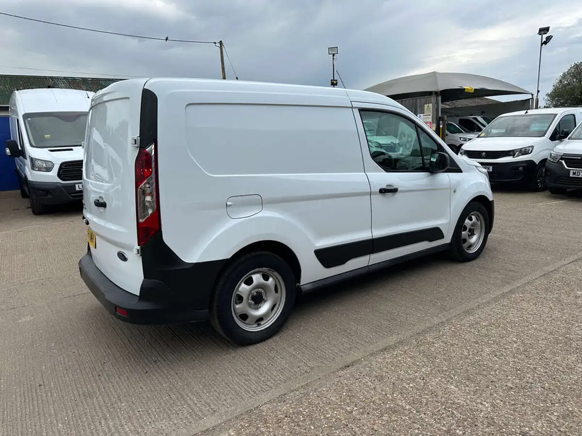 2019-ford-transit-connect-15-ecoblue-l1-200-base-100pseu6dt-panel-big-10