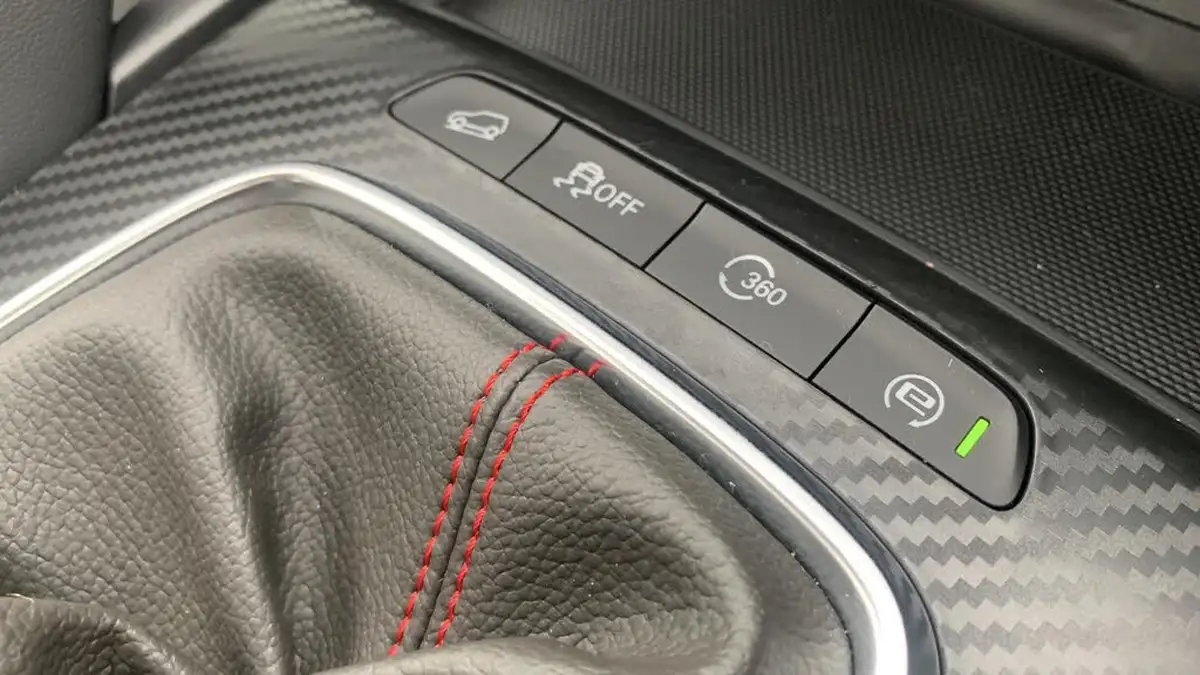 2021-mg-zs-suv-15-vti-tech-exclusive-big-34