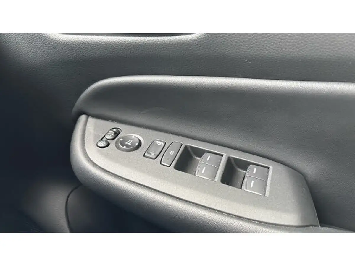 2021-honda-jazz-15-i-mmd-ex-107ps-big-26
