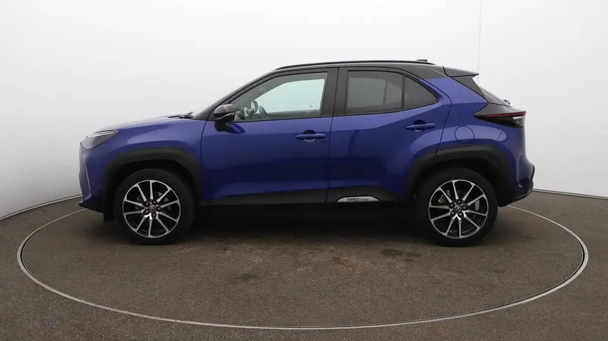 2023-toyota-yaris-cross-15-vvt-i-gr-sport-big-63