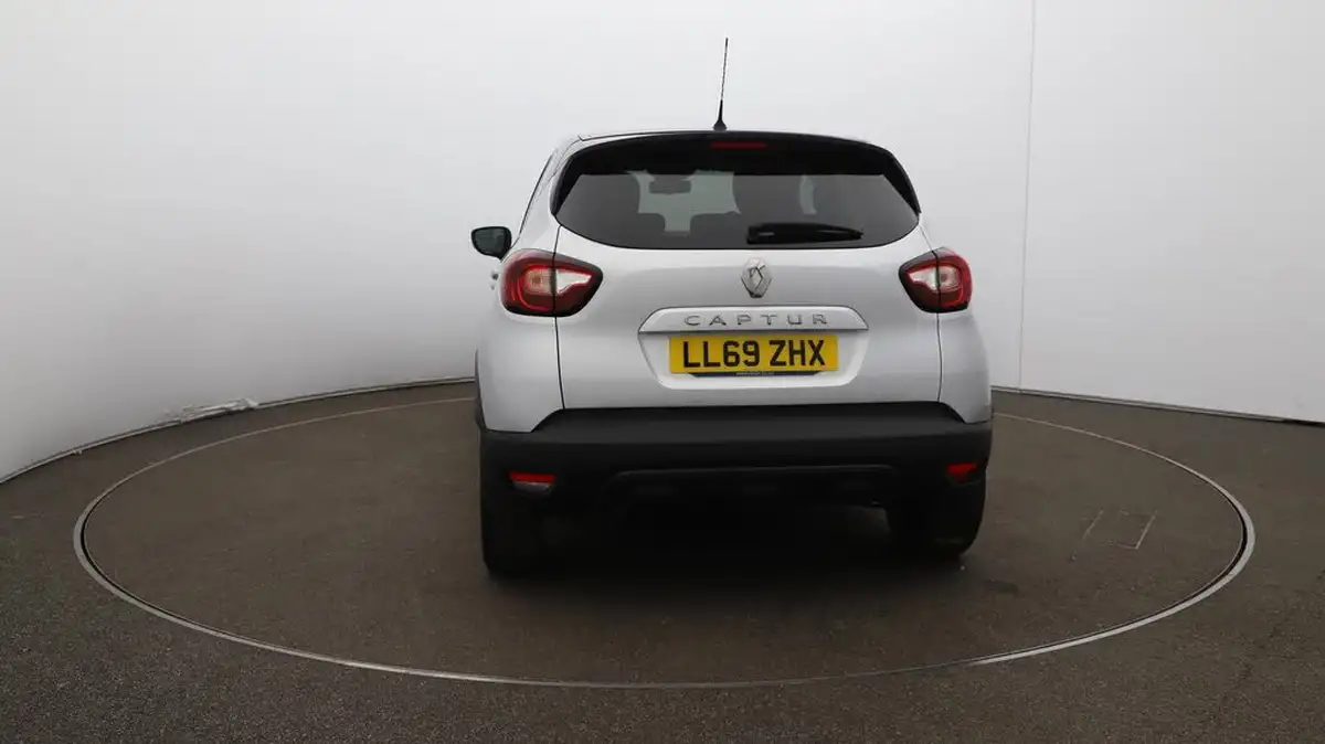 2019-renault-captur-13-tce-iconic-150bhp-ss-edc-auto-big-57