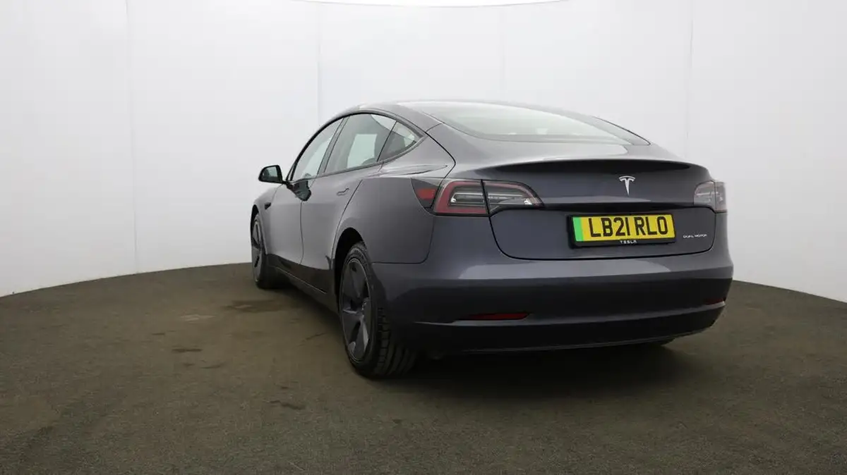 2021-tesla-model-3-e-long-range-4x4-big-34