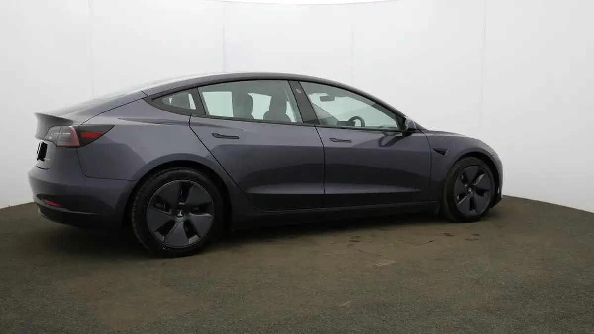 2021-tesla-model-3-e-long-range-4x4-big-58