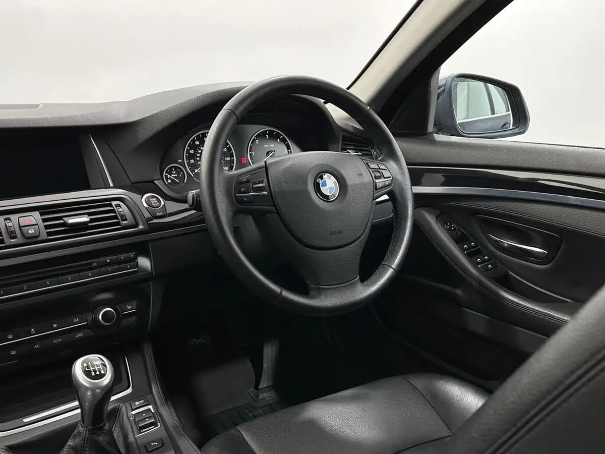 2014-bmw-5-series-20td-520d-se-touring-big-10