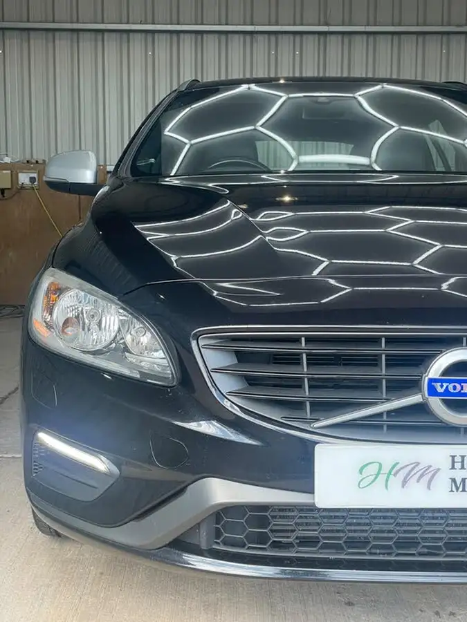 2015-volvo-v60-16td-d2-r-design-big-4