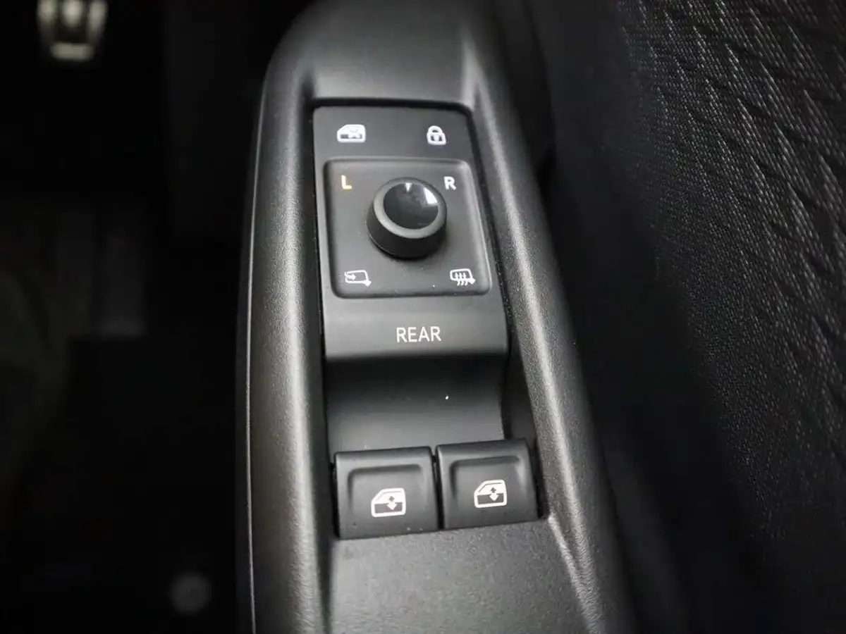2024-cupra-born-e-v1-204ps-58kwh-big-32