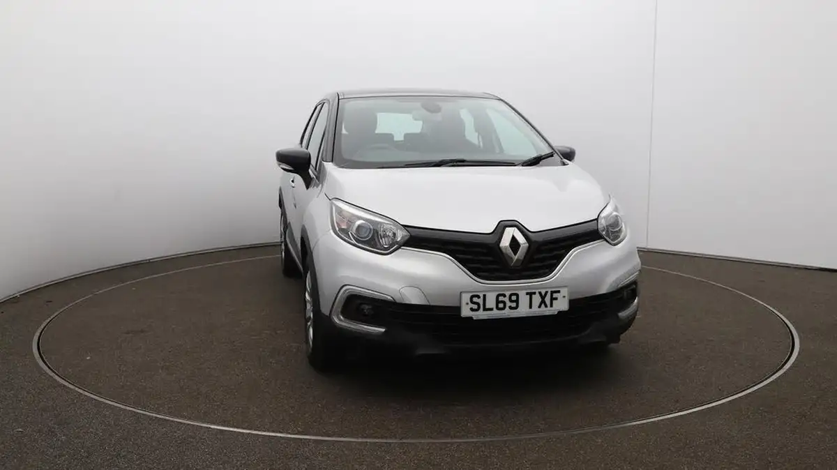 2020-renault-captur-09-tce-play-big-38