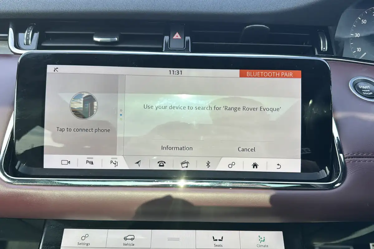 2019-land-rover-range-rover-evoque-20-p250-r-dynamic-hse-big-19