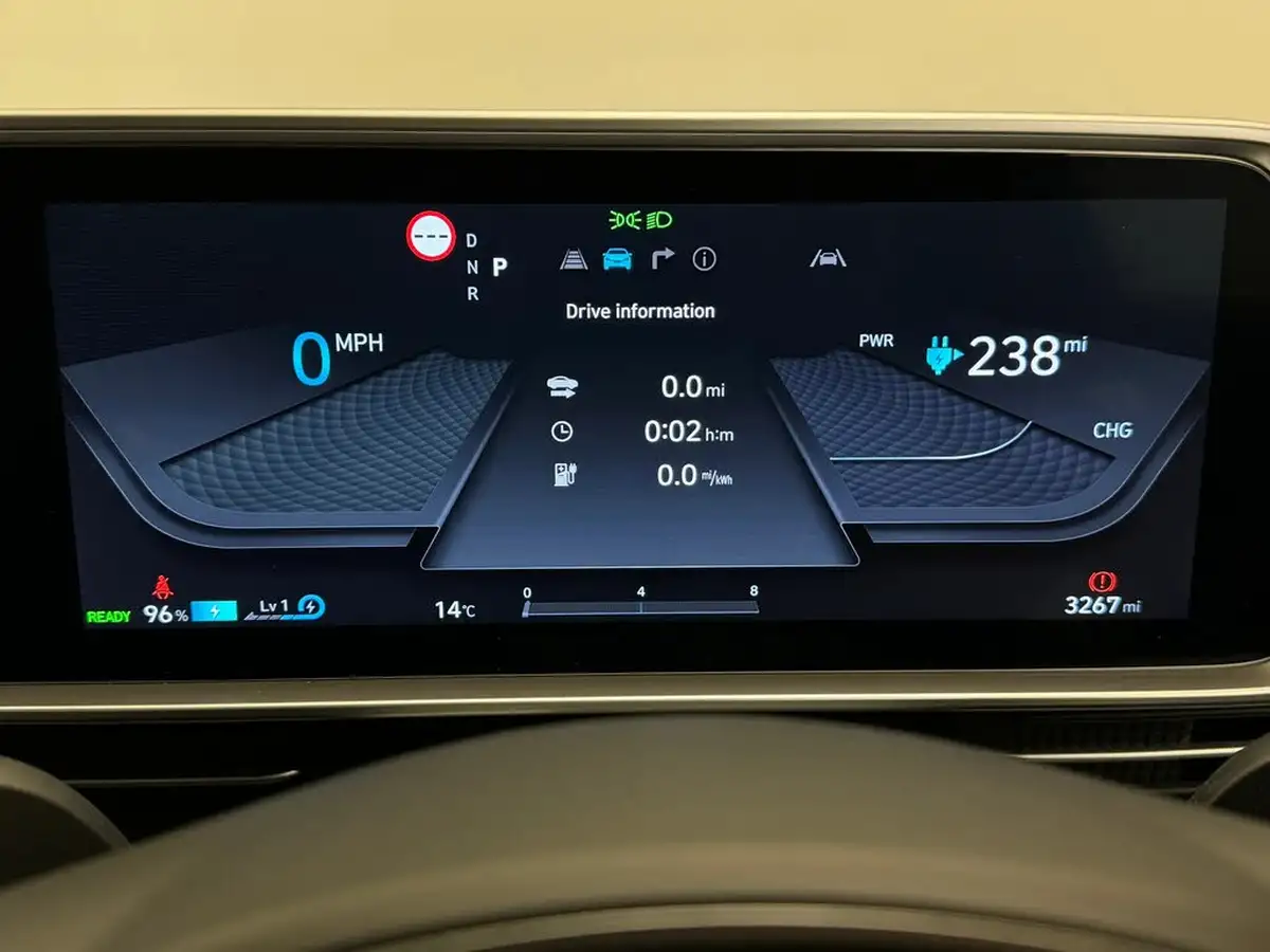 2024-hyundai-ioniq-6-e-premium-228ps-single-rwd-big-36