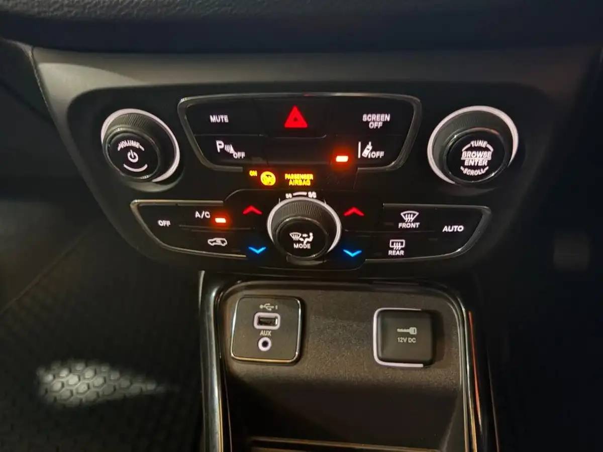 2020-jeep-compass-14-multiair-ii-night-eagle-big-16