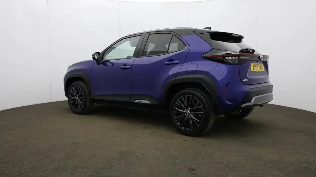 2022-toyota-yaris-cross-15-vvt-i-dynamic-big-65