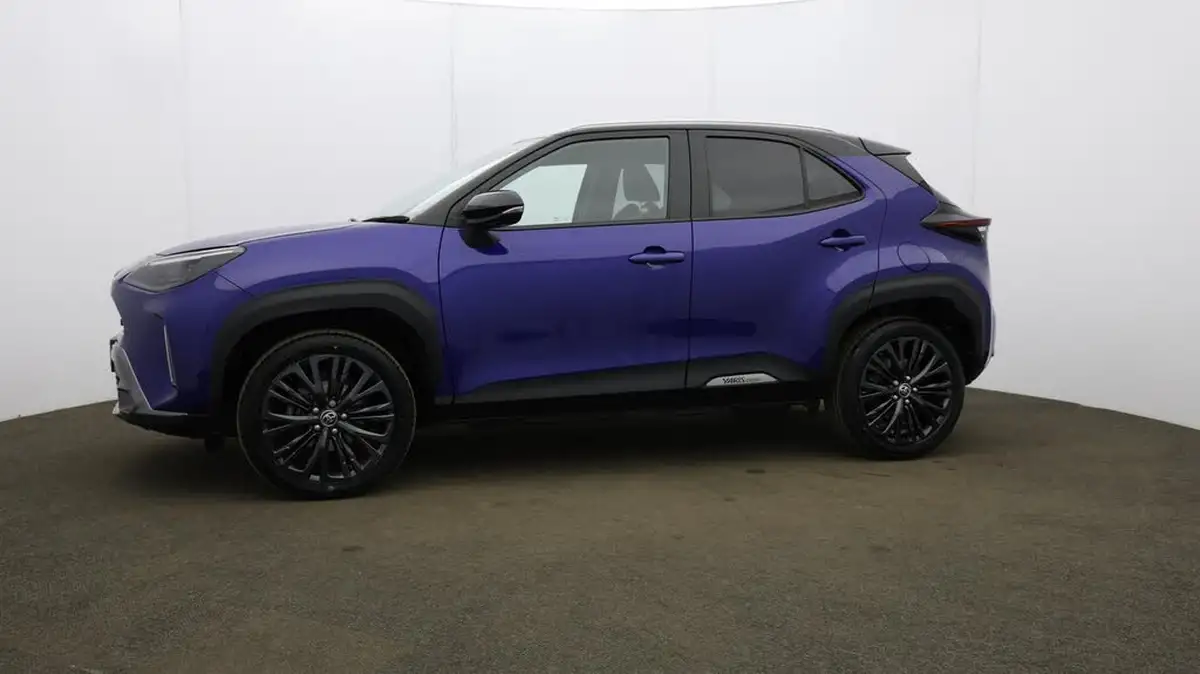 2022-toyota-yaris-cross-15-vvt-i-dynamic-big-13