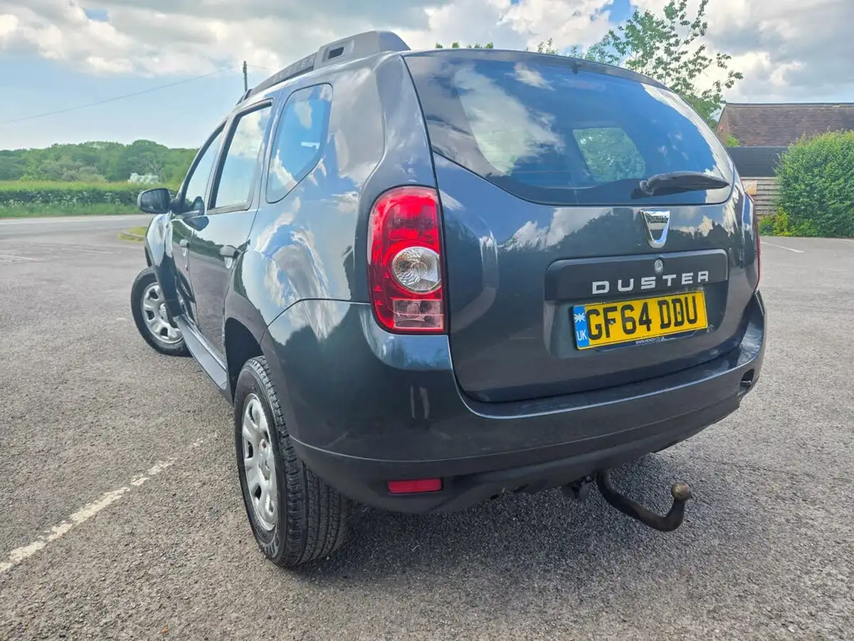 2014-dacia-duster-15d-ambiance-109bhp-4x4-big-8