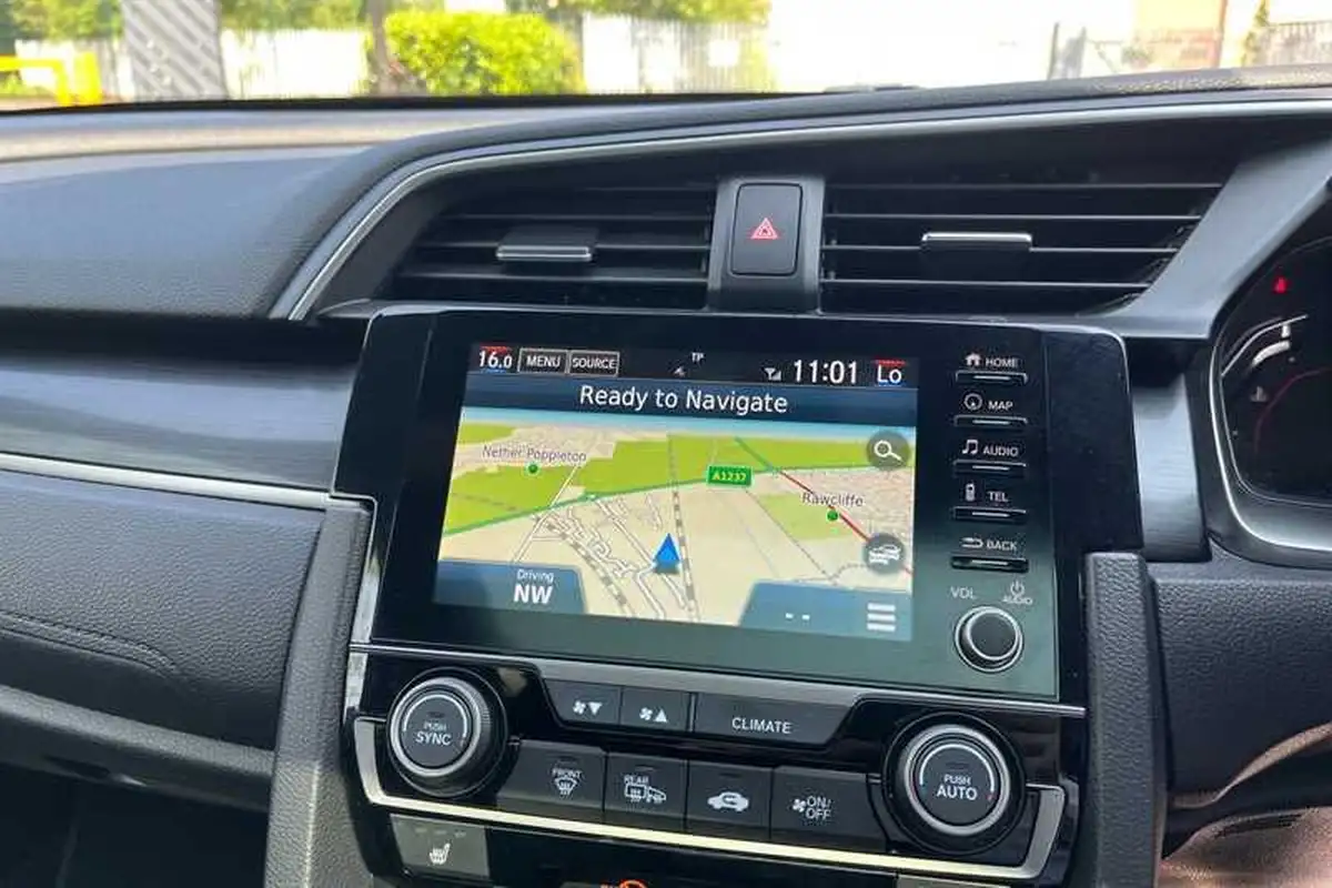 2020-honda-civic-10-vtec-turbo-ex-sport-line-big-17