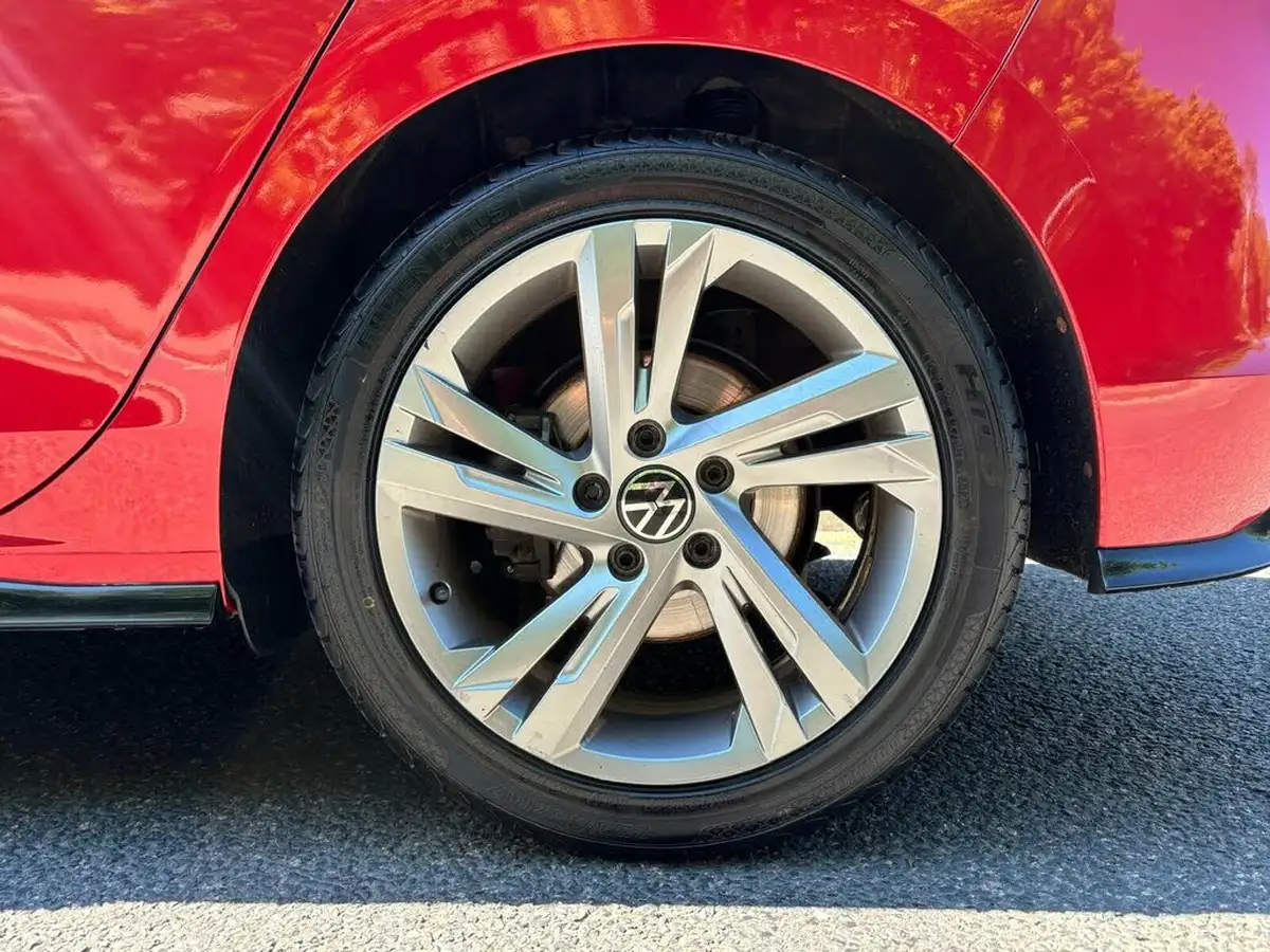 2021-volkswagen-golf-15-tsi-r-line-150ps-hatchback-big-11