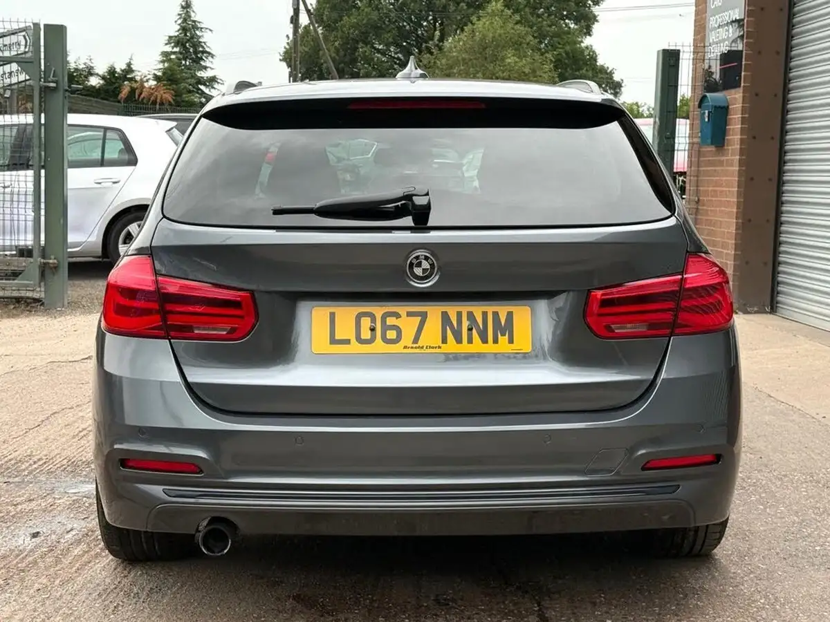2017-bmw-3-series-15-318i-sport-touring-5d-auto-big-75