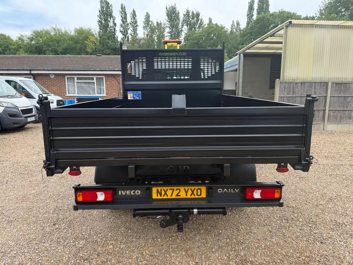 2022-iveco-daily-35c-class-big-6