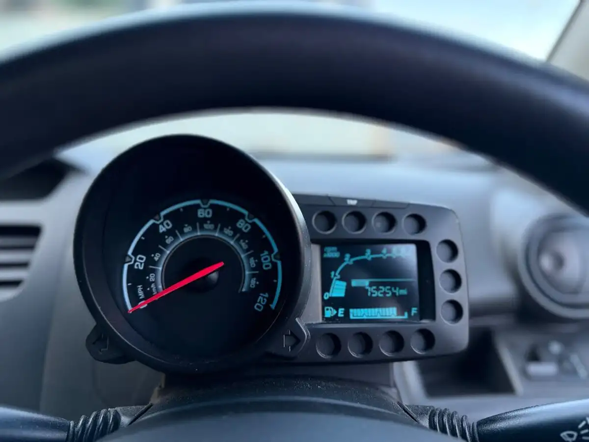2013-chevrolet-spark-10-ls-68ps-big-16