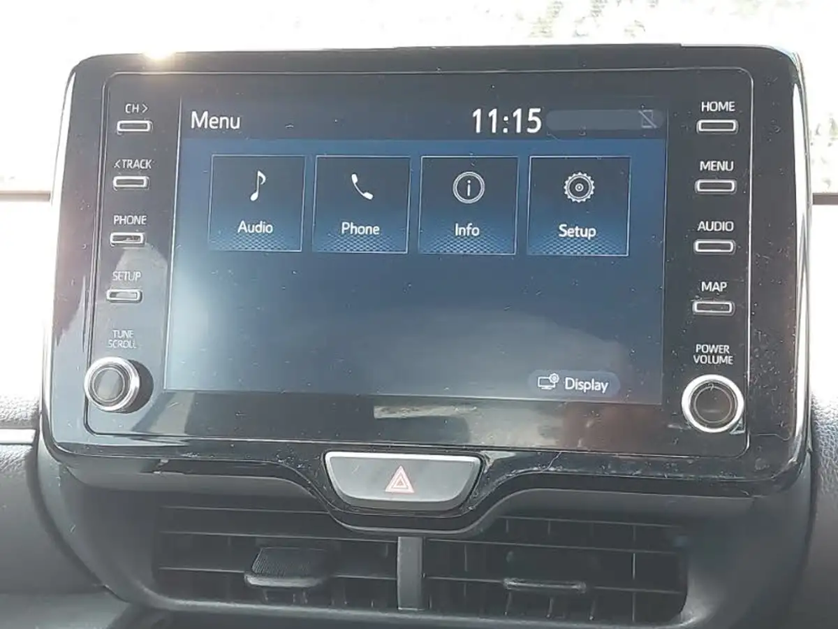 2021-toyota-yaris-15-vvt-i-design-panoramic-roof-big-11