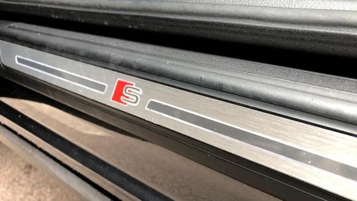 2022-audi-q5-20-40-tdi-s-line-sportback-big-14