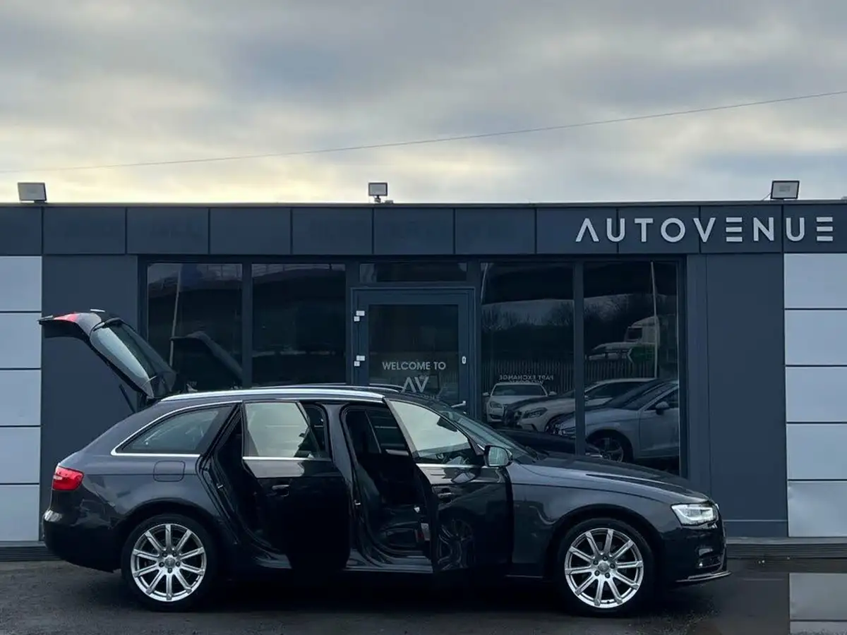 2015-audi-a4-avant-20-tdi-se-technik-150ps-multitronic-big-35