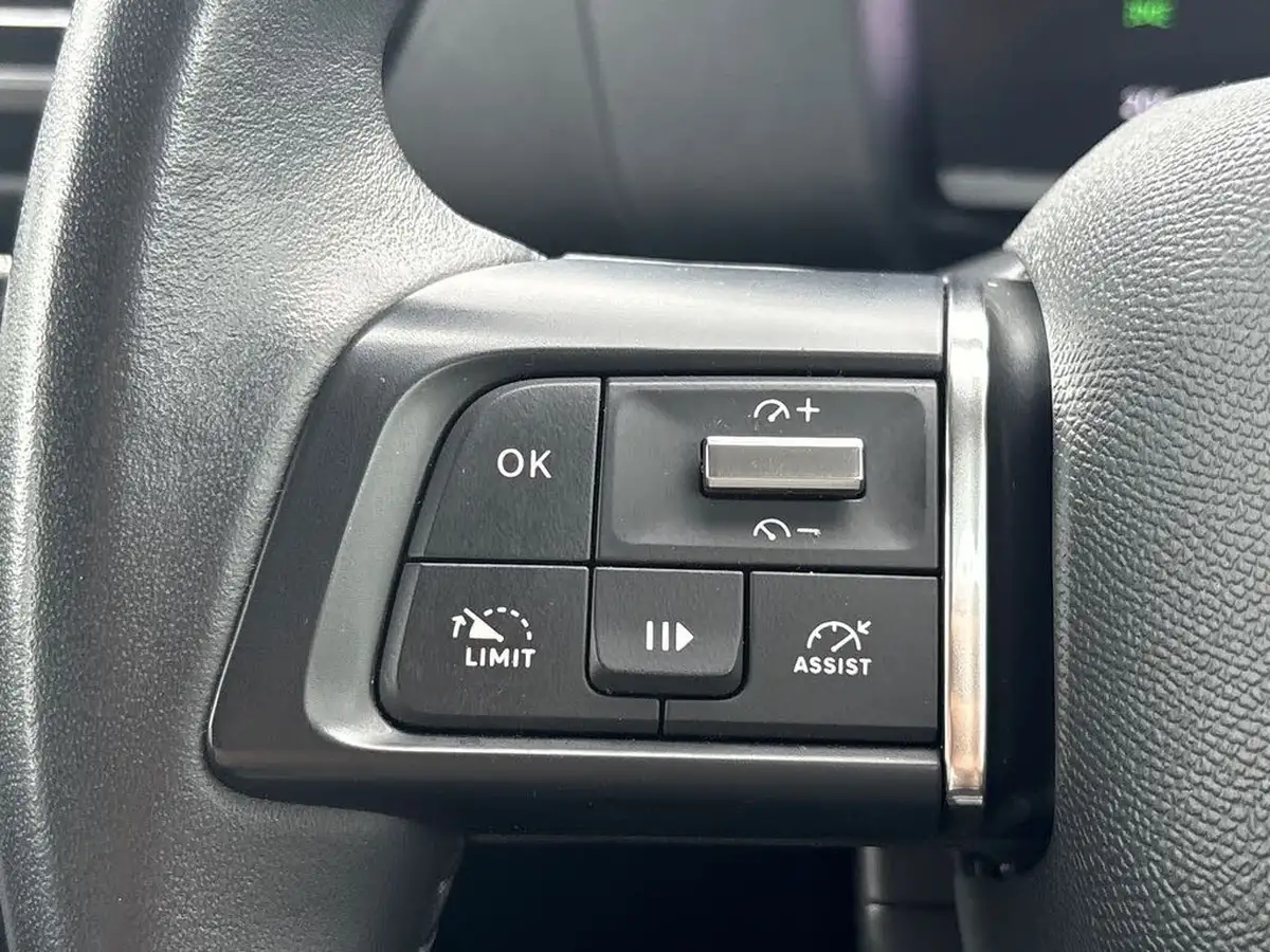 2021-citroen-c4-12-puretech-sense-big-21