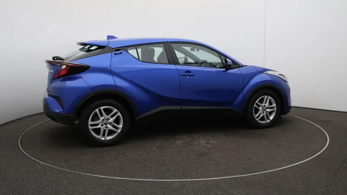 2022-toyota-c-hr-18-vvt-i-icon-big-50