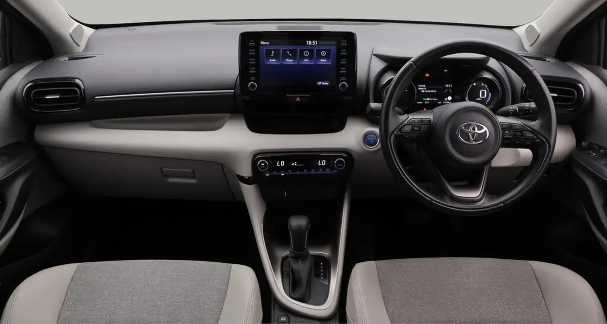 2022-toyota-yaris-15-vvt-i-excel-big-13