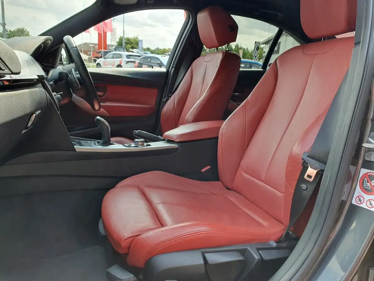 2015-bmw-3-series-20td-320d-xdrive-m-sport-184bhp-saloon-4d-auto-big-18