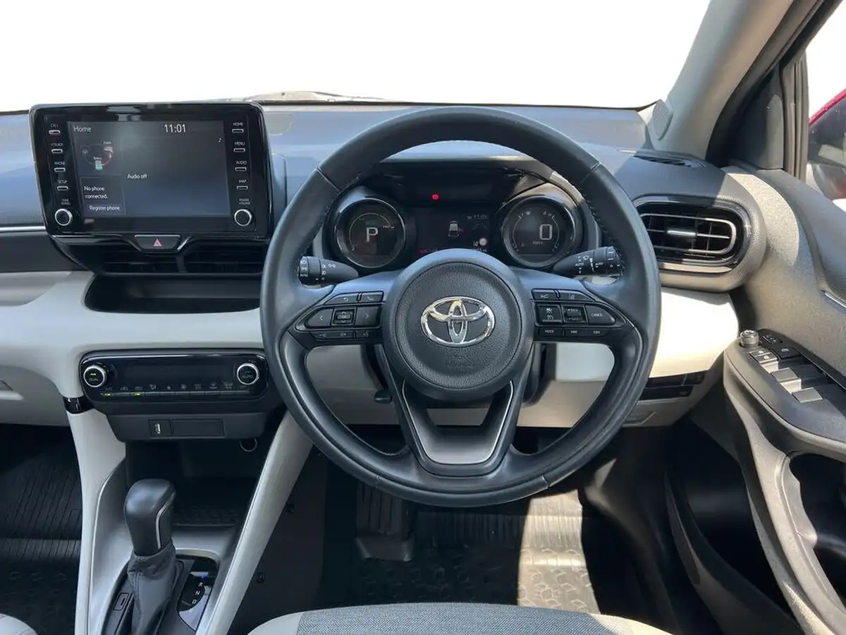 2021-toyota-yaris-15-vvt-i-excel-big-11