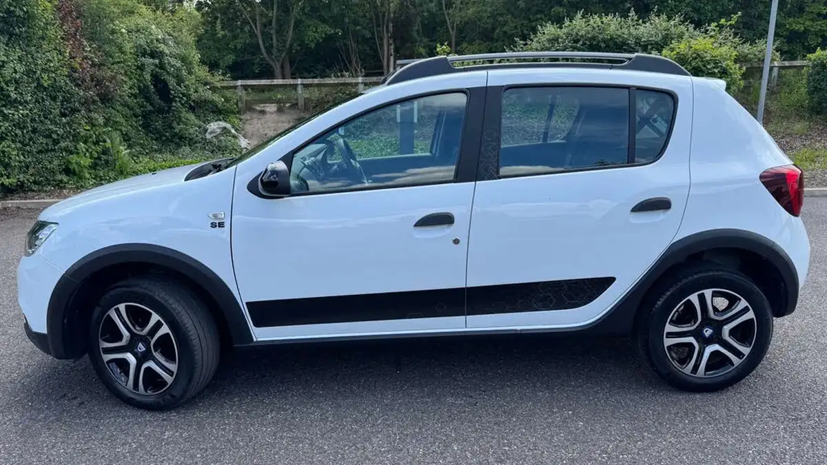2020-dacia-sandero-stepway-09-tce-se-twenty-big-1