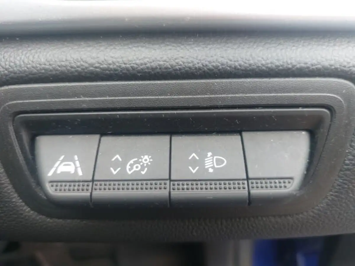 2022-renault-captur-10-tce-se-edition-big-17