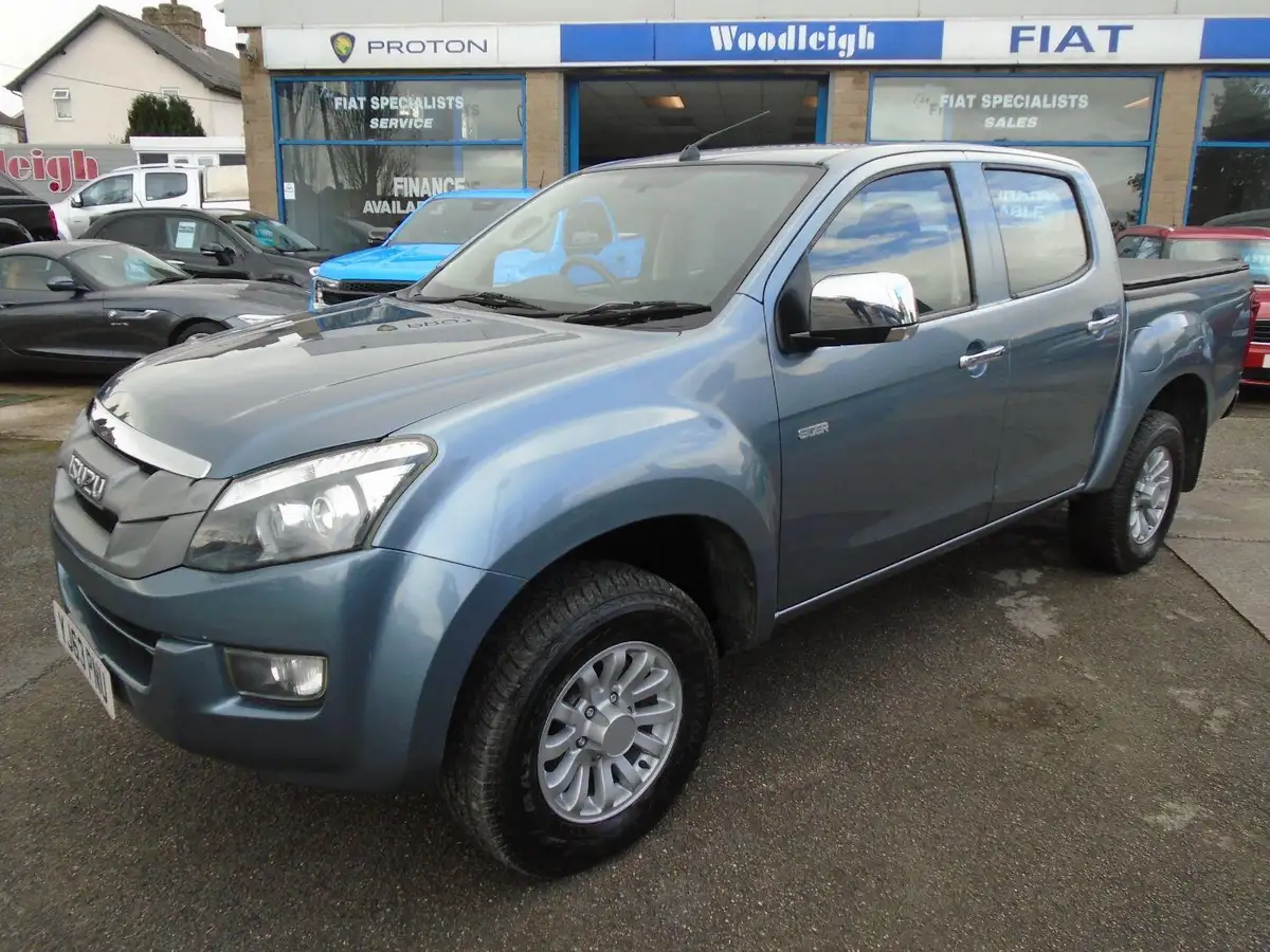 2013-isuzu-d-max-25td-eiger-big-4