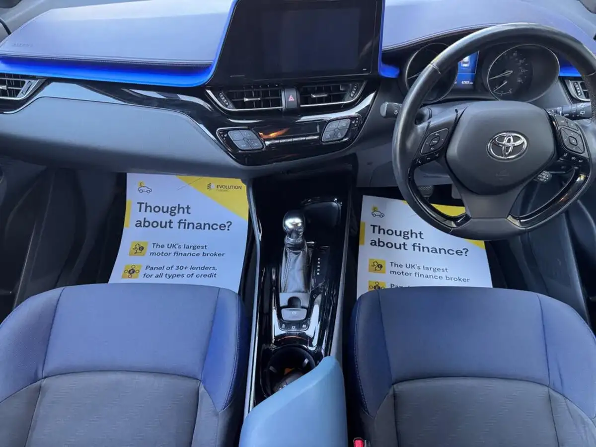 2018-toyota-c-hr-18-vvt-i-dynamic-big-2