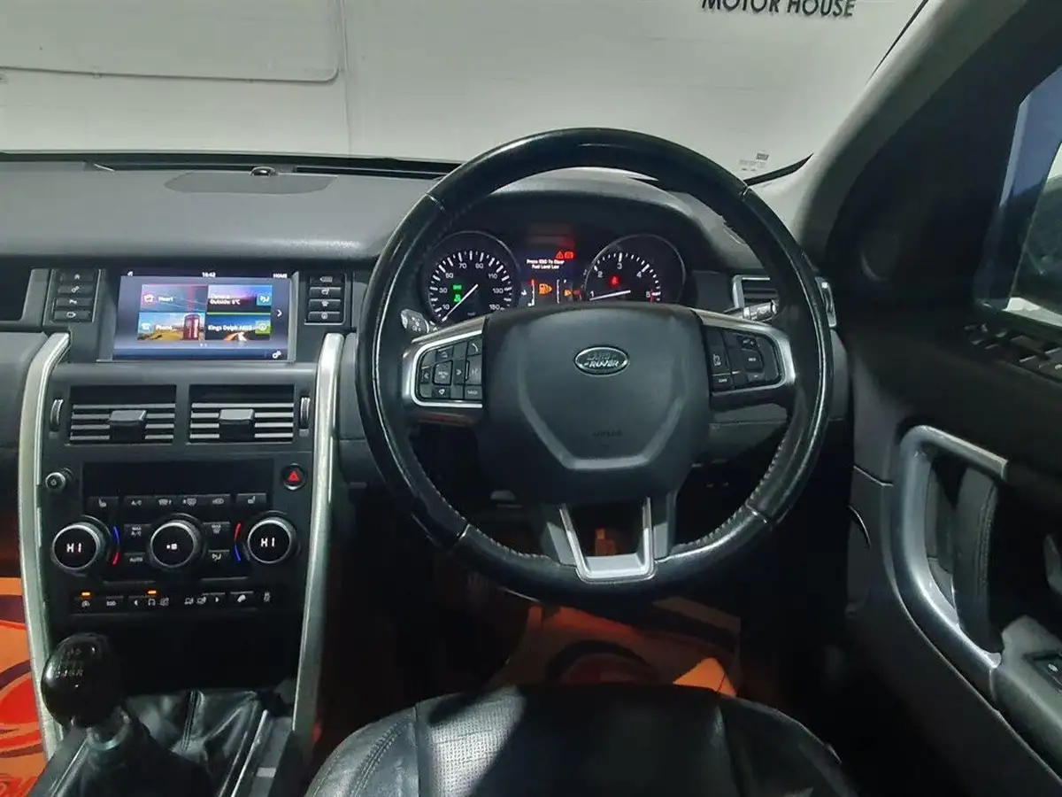 2015-land-rover-discovery-sport-20td4-hse-150ps-5-seat-big-2