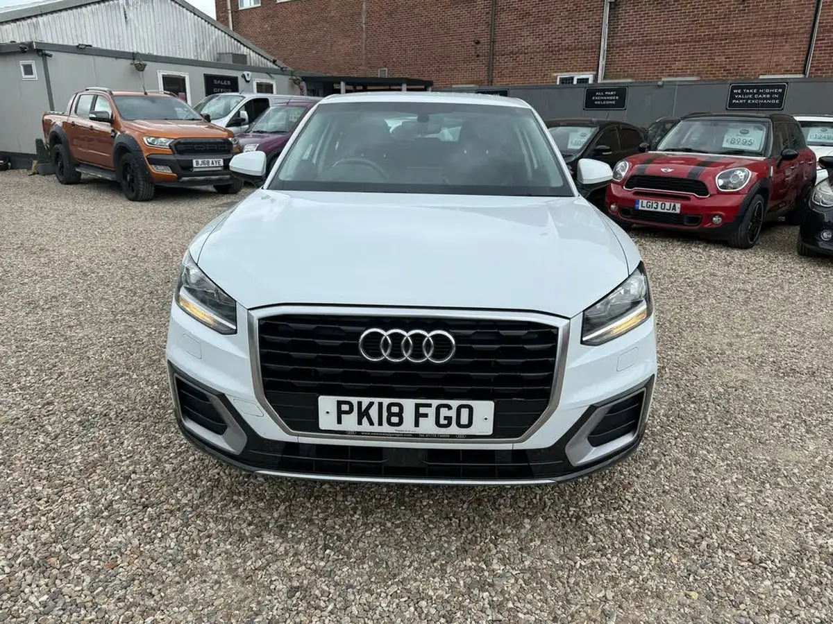 2018-audi-q2-14-tfsi-sport-s-tronic-big-2