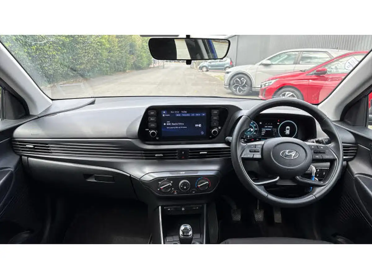 2022-hyundai-i20-10-t-gdi-se-connect-eclutch-imt-big-9