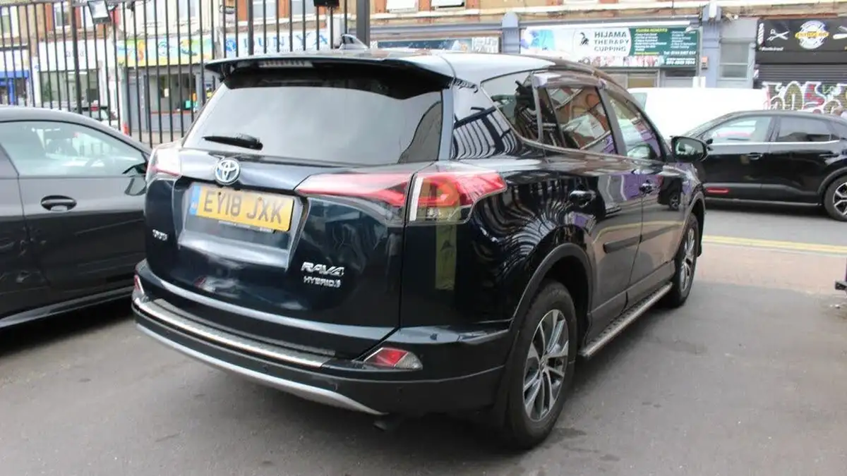 2018-toyota-rav4-25-vvt-i-icon-tech-big-4