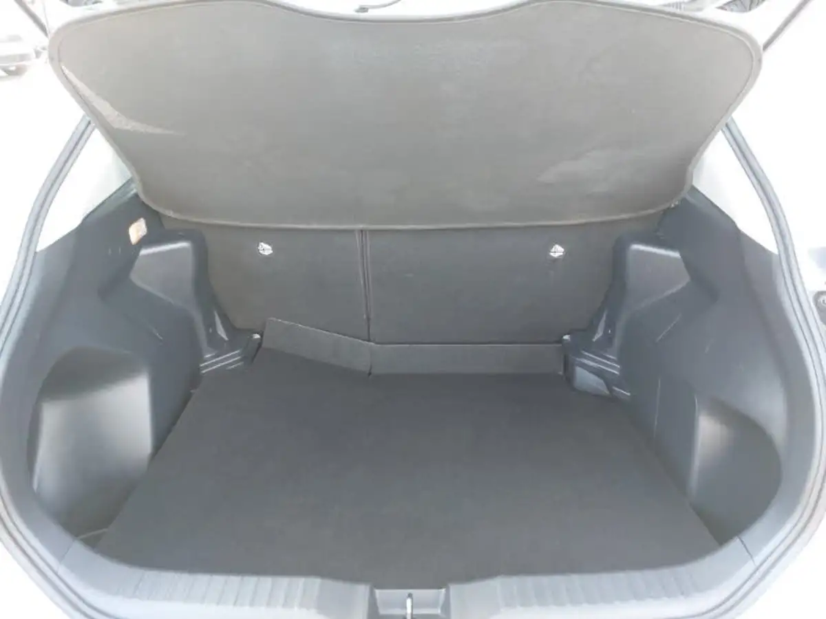 2022-toyota-yaris-cross-15-vvt-i-icon-big-7